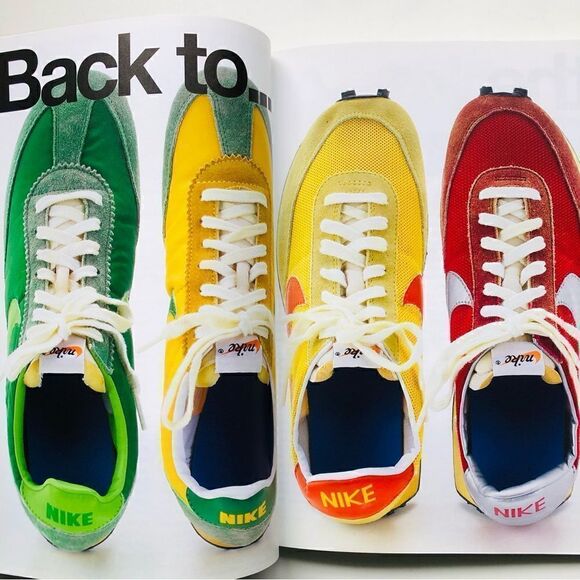 Sneaker Freaker Stussy Issue 9 - Picture 2 of 3